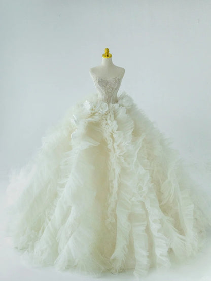 Classic Ball Gown Strapless Cream Ivory 3D Flowers Satin With Tiered Layers Long Groom Bride Gown Bridal Dress Modest Wedding Dresses RB7697