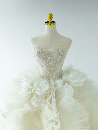 Classic Ball Gown Strapless Cream Ivory 3D Flowers Satin With Tiered Layers Long Groom Bride Gown Bridal Dress Modest Wedding Dresses RB7697