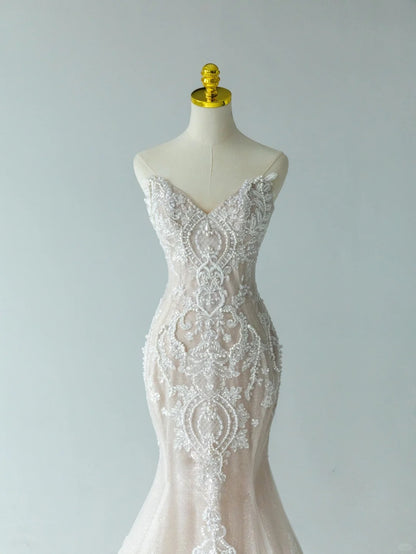 Charming Mermaid Spaghetti Strap Champagne With Lace Appliqued Groom Bride Gown Bridal Dress Modest Wedding Dresses RB7703