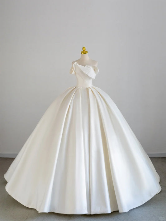 Classic Ball Gown Sweetheart White Satin With Ruffled Long Groom Bride Gown Bridal Dress Modest Wedding Dresses RB7706