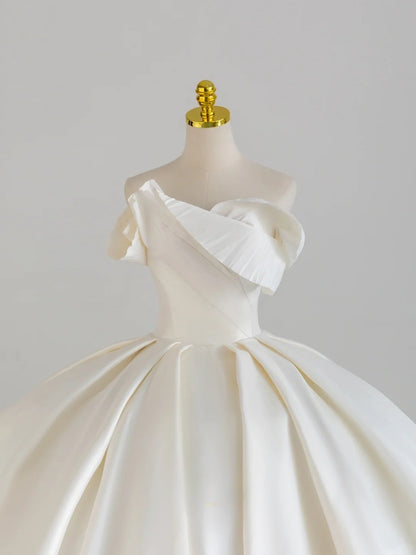Classic Ball Gown Sweetheart White Satin With Ruffled Long Groom Bride Gown Bridal Dress Modest Wedding Dresses RB7706