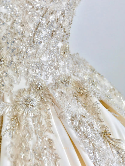 Classic Ball Gown Sweetheart Ivory Satin With Beading Crystals Long Groom Bride Gown Bridal Dress Modest Wedding Dresses RB7710