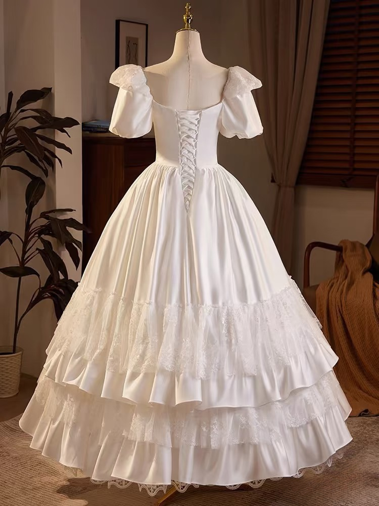Vintage Ball Gown Square Neck Multi Layers White Satin Long Wedding Dress Bride Gowns Wedding Dresses With Sleeves AU124