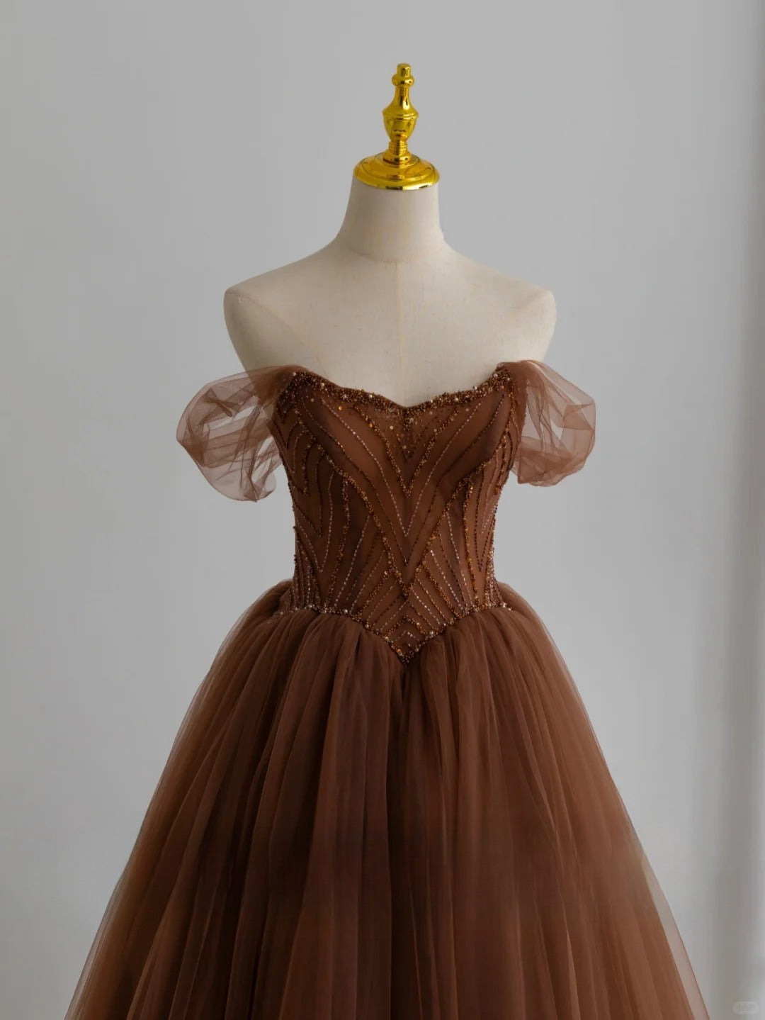 Robe de bal modeste en tulle marron à décolleté cœur, robe de soirée longue pour fête d'anniversaire de 16 ans, AU155