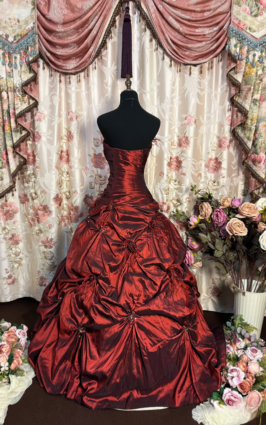 Retro-Ballkleid, trägerlos, burgunderrot, Taft mit Federn, langes Abendkleid im Stil der 70er und 80er Jahre, AU194