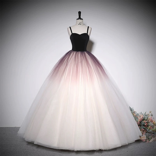 Schwarze Quinceanera Kleider Ballkleid Spaghetti-Trägern Tüll Ballkleider Vestidos De 15 Anos Formale Party Langes Sweet 16 Kleid AU226