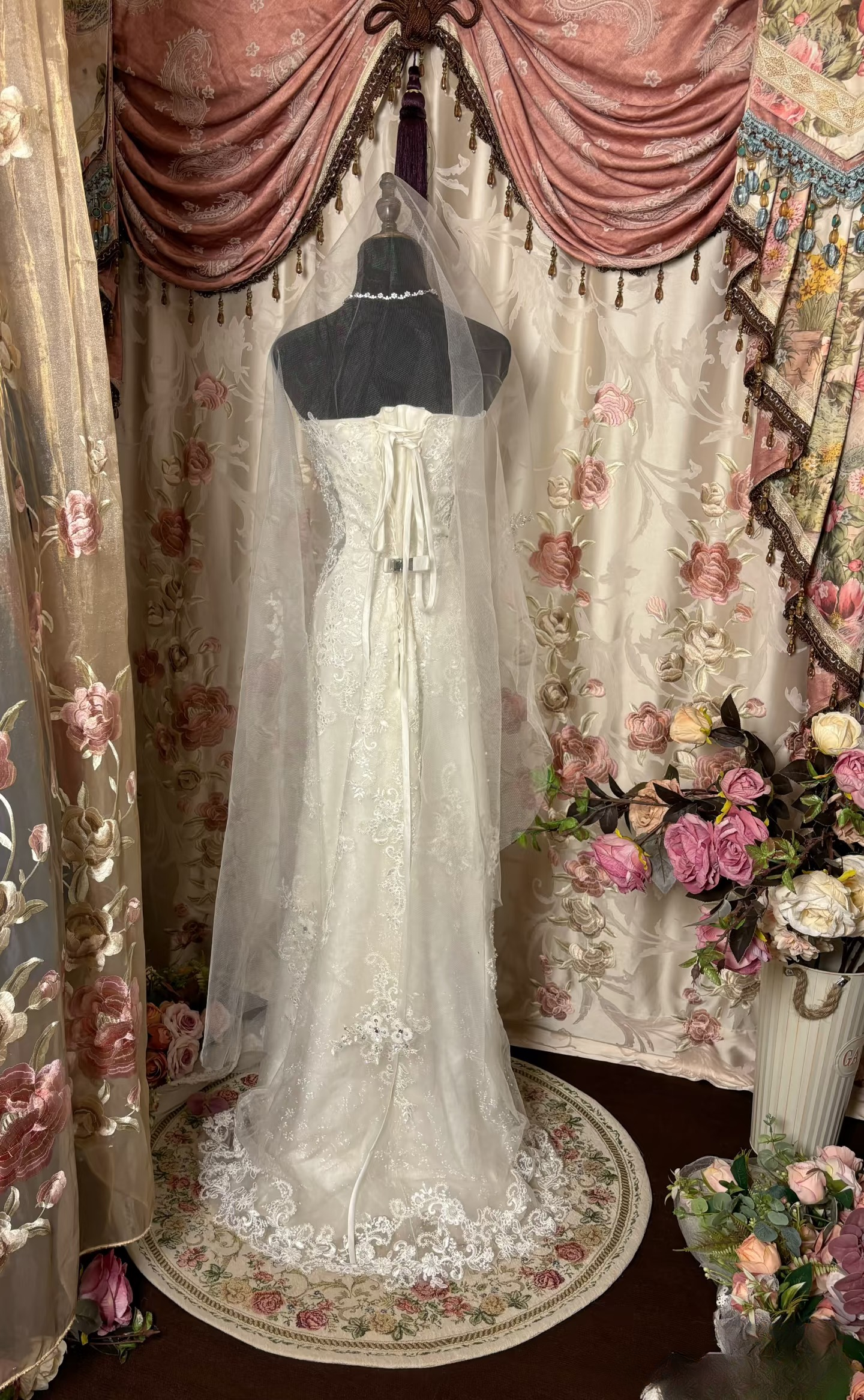 Retro Mermaid Sweetheart Neckline 1960s White Fitted Corset Bride Gown Long Lace Wedding Dresses AU232