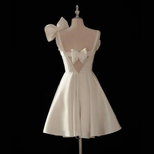 Süße A-Linie Spaghettiträger Weiß Kurzes Kleid zum 16. Geburtstag Homecoming Kleider Cocktailkleid AU385
