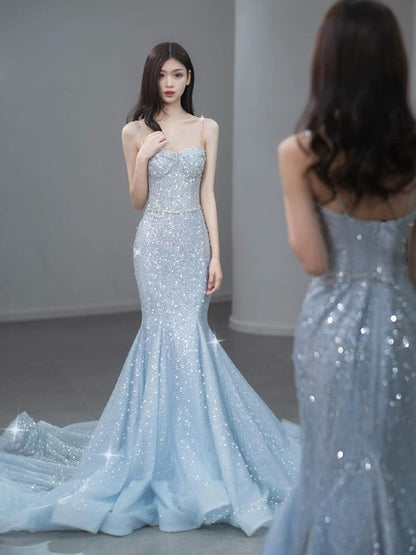 Bescheidene Meerjungfrau Spaghettiträger Hellhimmelblau Ballkleider Pailletten Partykleid Geburtstagsoutfits Abschlusskleid AU400