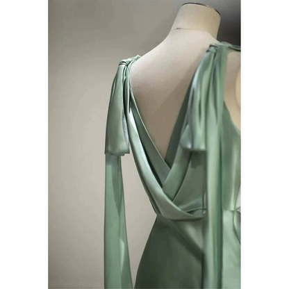 Bescheidene Meerjungfrau mit V-Ausschnitt, Salbeigrün, Satin, Ballkleider, Pailletten, Partykleid, Geburtstags-Outfits, Abschlusskleid AU405