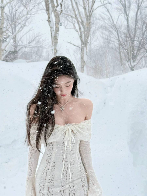 Classy Mermaid Off The Shoulder Lace White Long Prom Dresses Inspiration Prom Dress Senior Graduation Dress AU477
