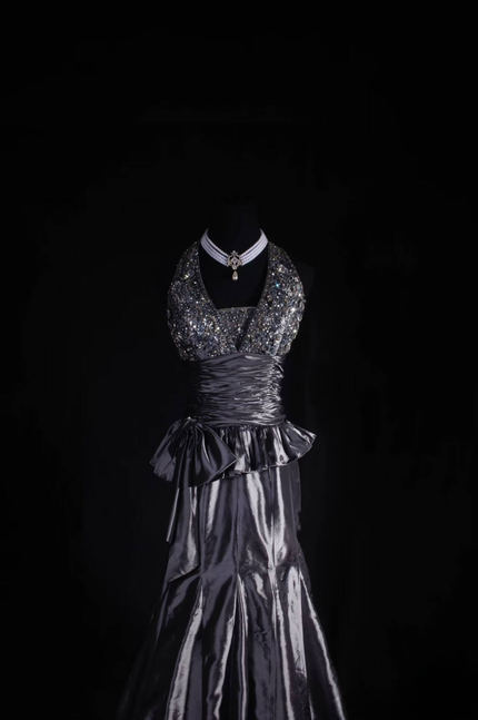 Vintage Mermaid Halter Gray Floor Length Prom Dress Silver Beads Inspiration Long Prom Dresses AU525