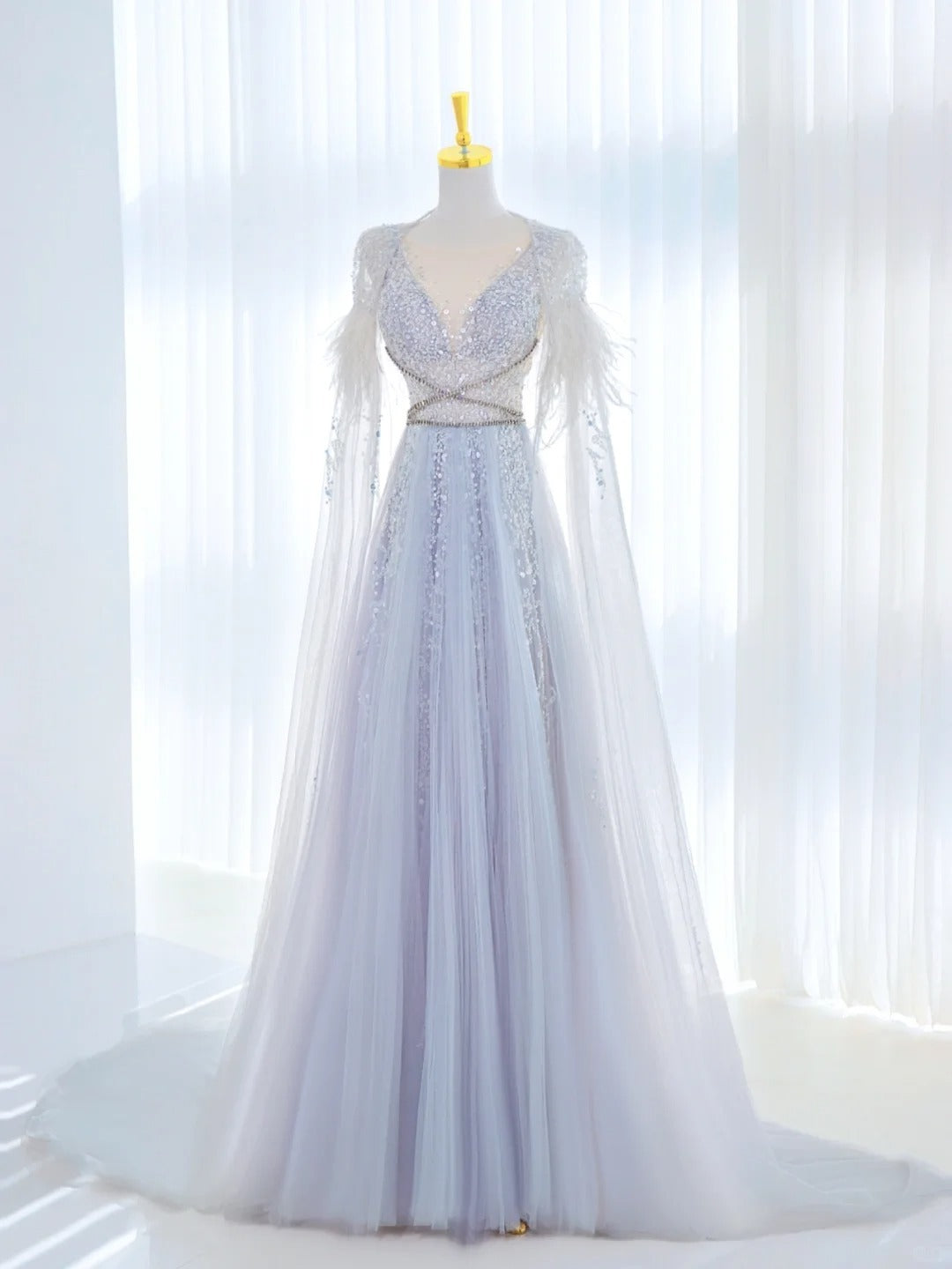 Romantic A Line V Neck Tulle Prom Dresses Long Party Dress 21st Birthday Outfit Graduation Dress AU817