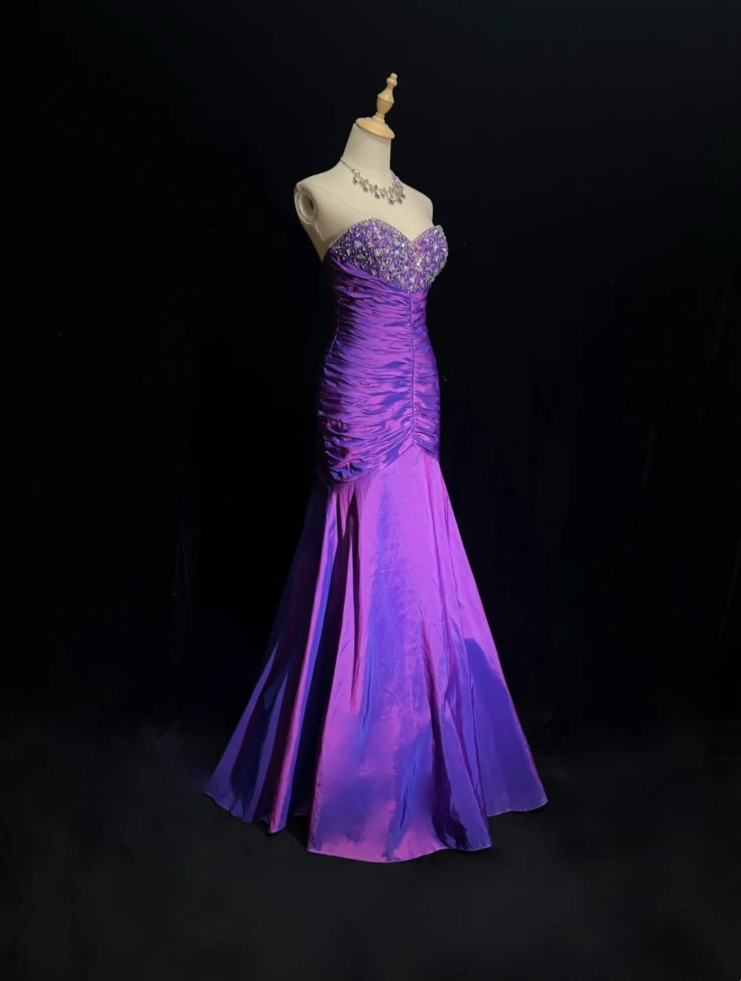 Inspiration Robes de bal vintage Sirène Cœur Violette avec Veste à volants Robe de soirée longue années 80 N2830