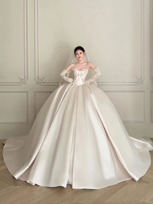 Robe de mariée longue en satin blanc, col en cœur, style féerique, robe de bal, robe de mariée formelle, B14