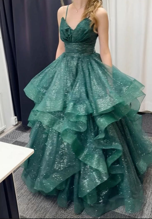 Vintage Ball Gown Spaghetti Straps Dark Green Tulle Prom Dresses Inspiration Party Dress Princess Graduation Dress B628