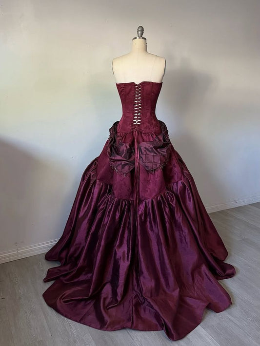 Vintage Ballkleid Trägerlos Burgund Ärmellos Satin 90er Jahre Edle Ballkleider Inspiration Partykleid Prinzessin Abschlusskleid B642