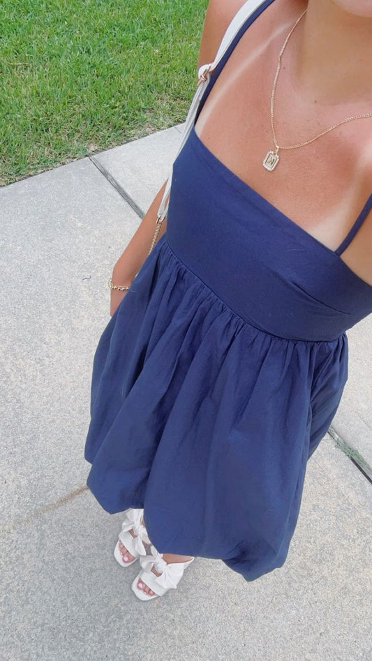 Schlichtes A-Linie Spaghettiträger Marineblau Satin Kurzes Kleid zum 16. Geburtstag Homecoming Kleider Cocktailkleid B670