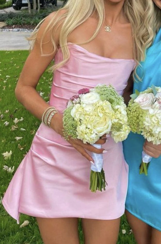 Süßes A-Linien-Kleid aus trägerlosem rosa Satin, kurz, für den 15. Geburtstag, für die Mittelschule, Semi-Homecoming-Kleid, Cocktail-Outfits B693