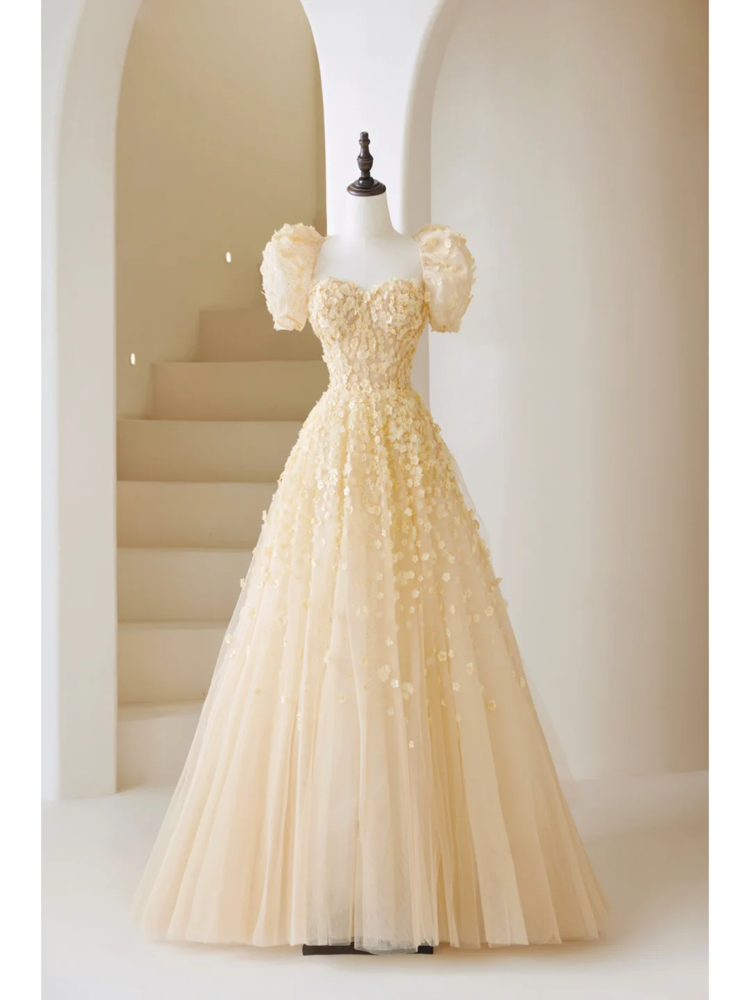Robe de bal élégante en tulle jaune décolleté cœur, robe de soirée charmante, robe d'invitée de mariage tendance AB1021