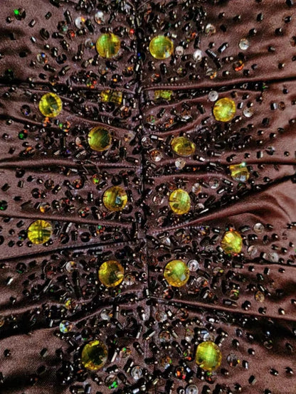 Belles robes de bal inspiration robe de bal bustier cœur en satin avec perles chocolat robe de soirée femme N3187
