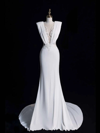 Robe de mariée sirène simple en satin blanc sans manches à col en V et dentelle, style féerique automnal N544
