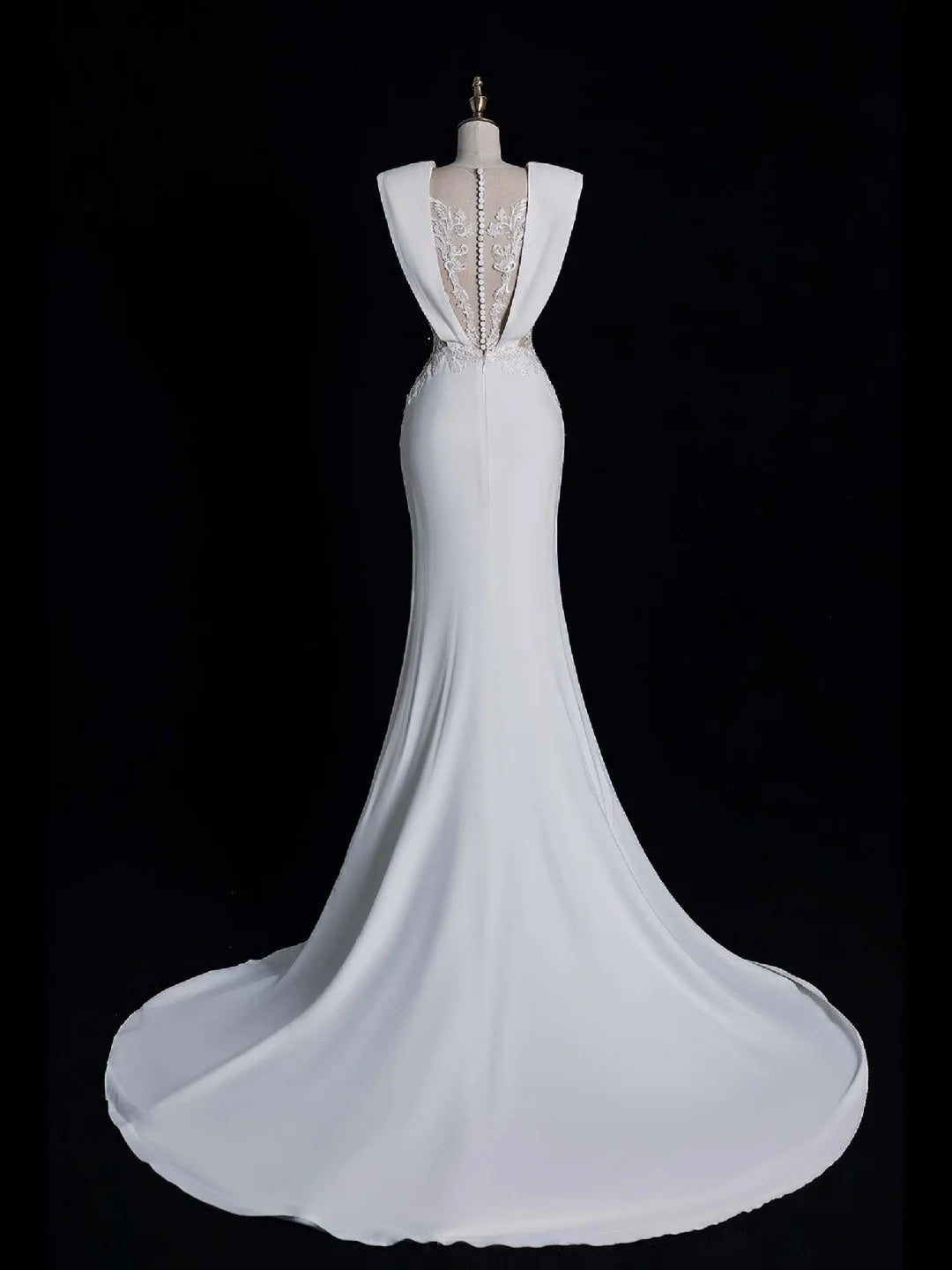 Robe de mariée sirène simple en satin blanc sans manches à col en V et dentelle, style féerique automnal N544