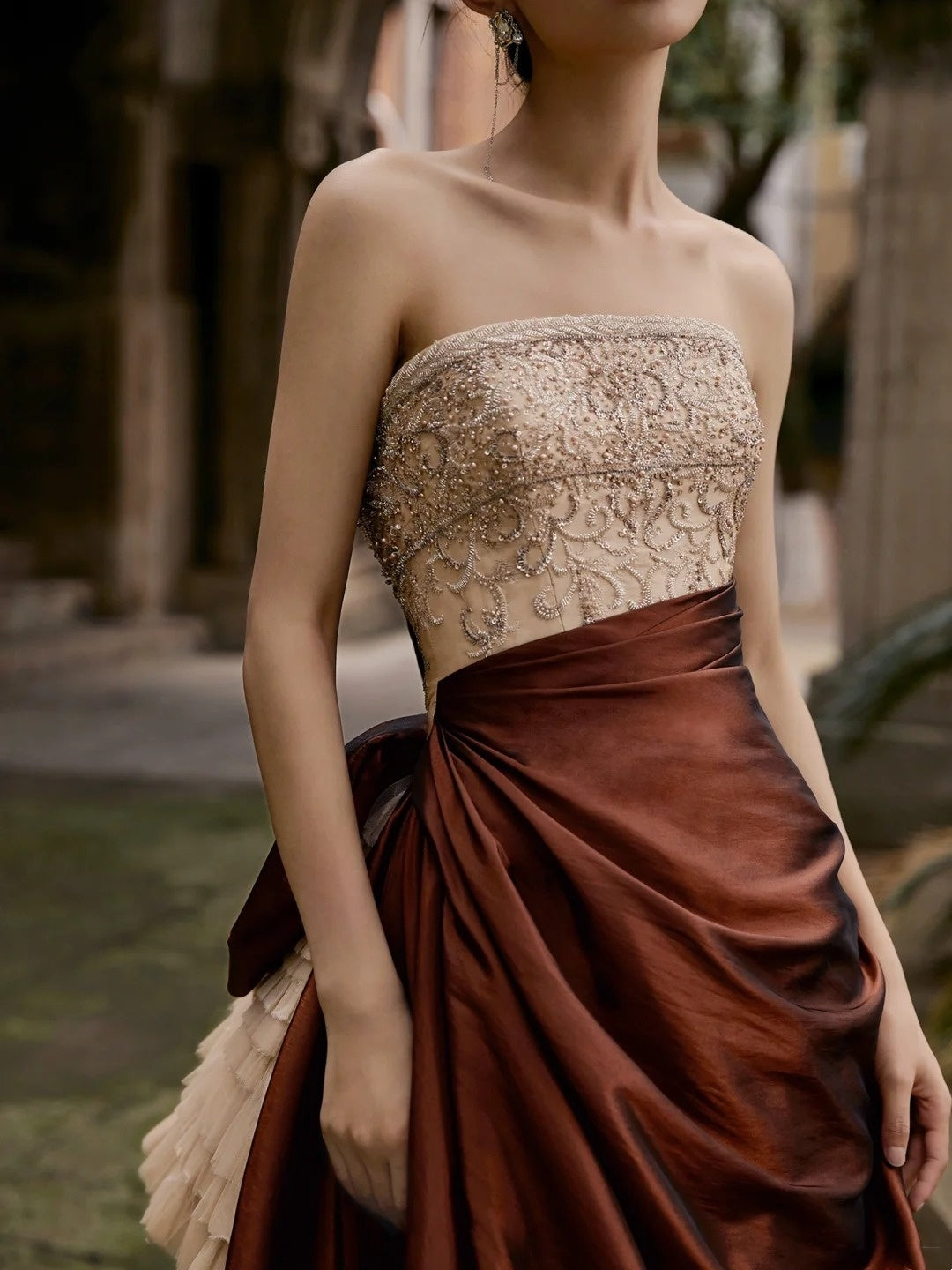 Robe de bal sobre sans bretelles, haut champagne à perles, jupe marron, robe de soirée longue, robe de bal longue, robe de soirée formelle N272