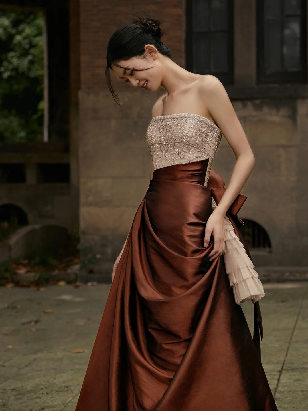 Robe de bal sobre sans bretelles, haut champagne à perles, jupe marron, robe de soirée longue, robe de bal longue, robe de soirée formelle N272