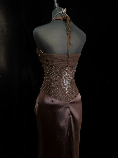 Wunderschöne Abschlussballkleider Inspo Meerjungfrau Neckholder Satin mit Perlen Schokolade Damen Abendkleid N3194