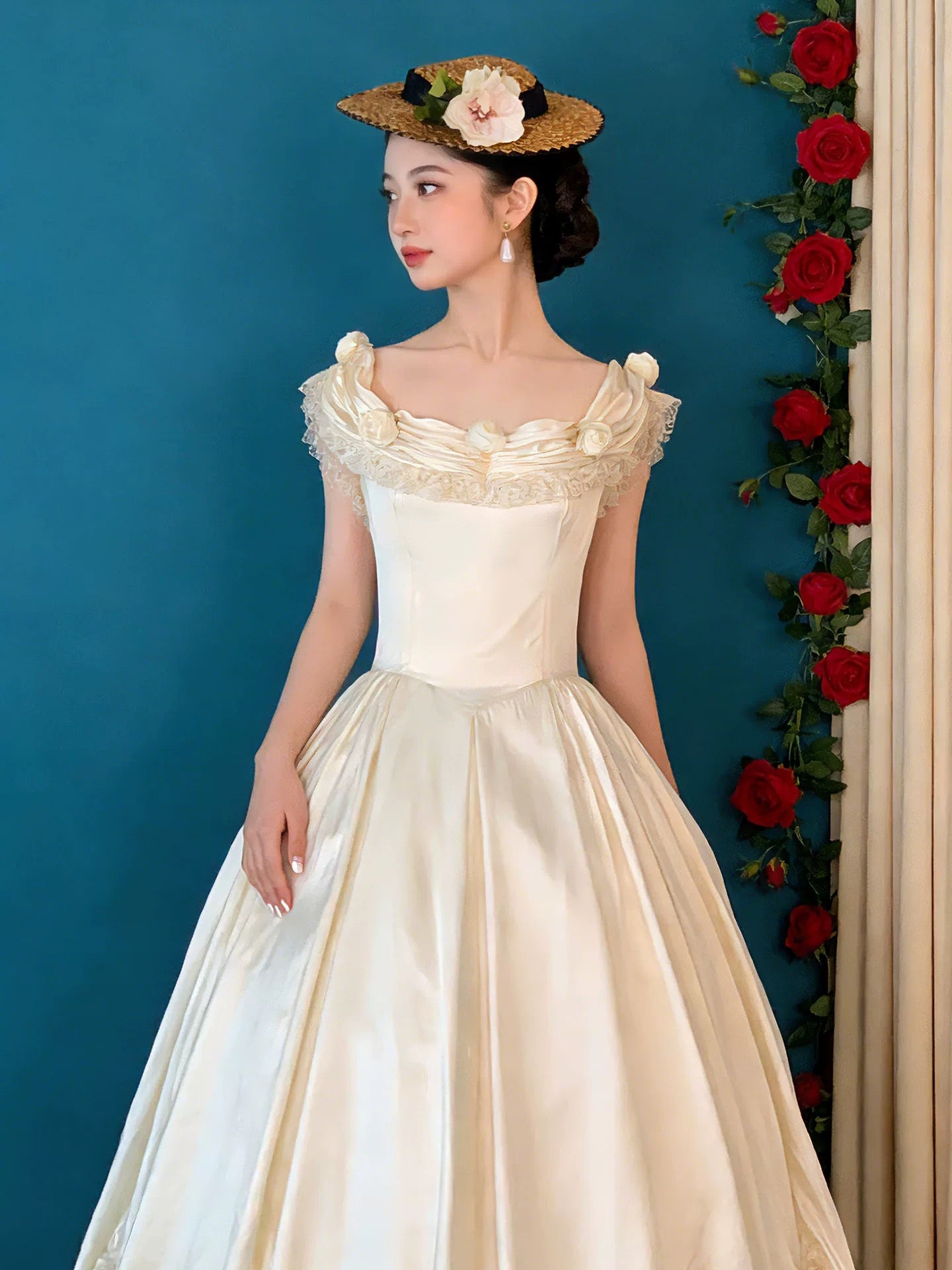 Robes de mariée vintage, robes de bal, col carré, sans manches, avec des fleurs, robe de mariée de jardin d'été N4090