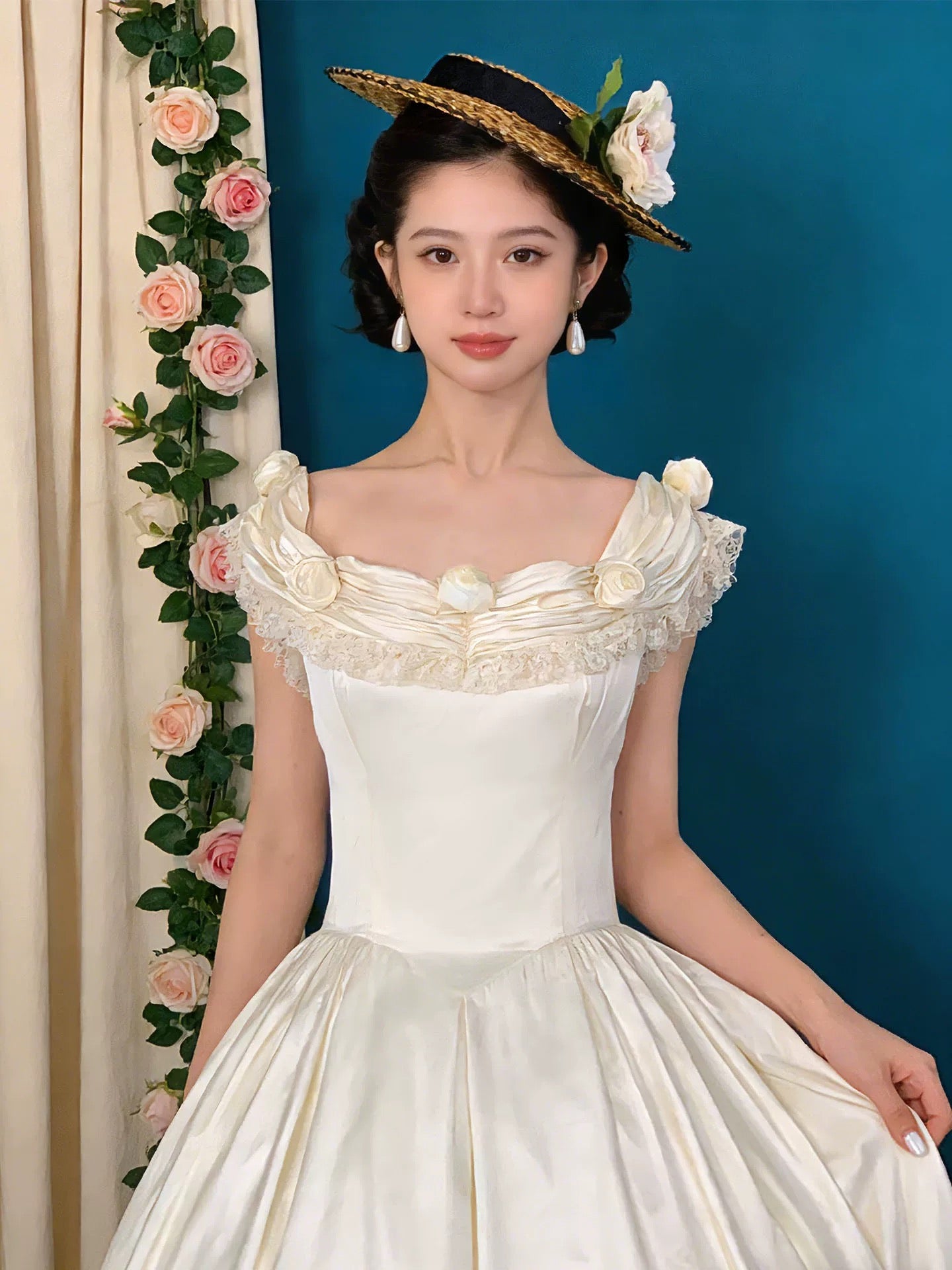 Robes de mariée vintage, robes de bal, col carré, sans manches, avec des fleurs, robe de mariée de jardin d'été N4090