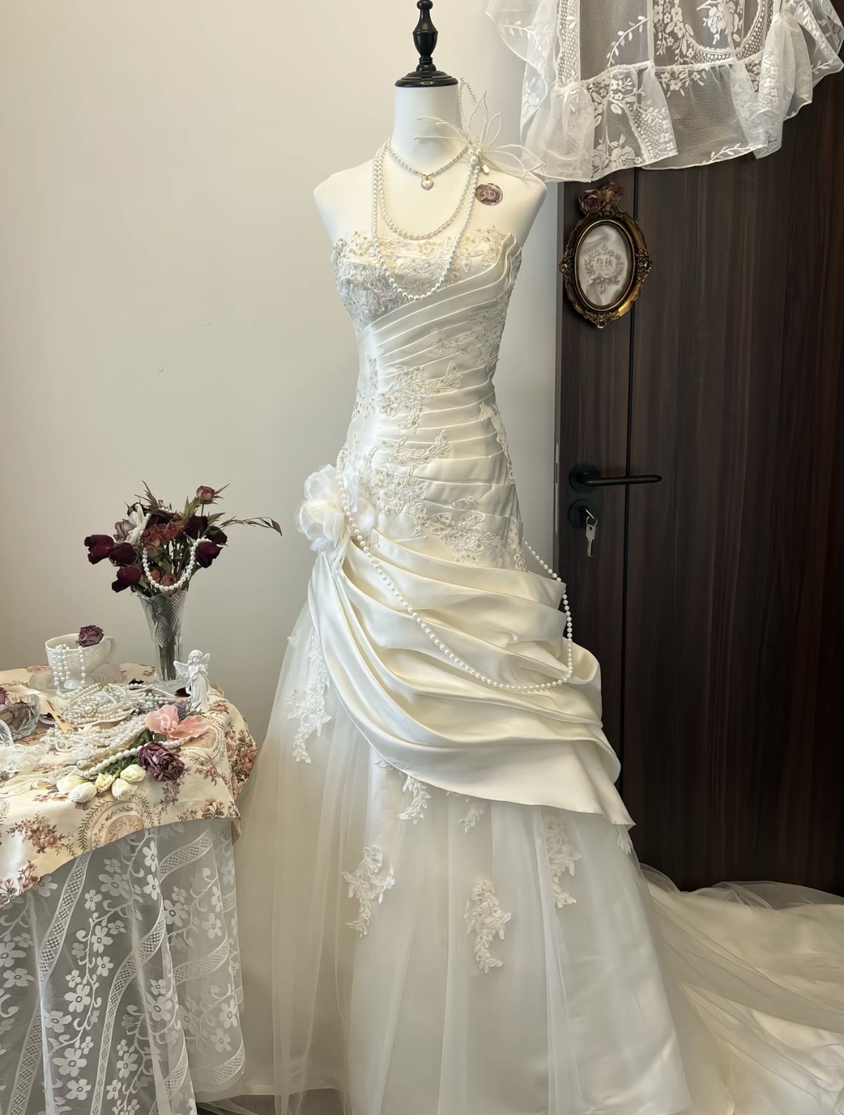 Princess Wedding Dress Mermaid Vintage Strapless Satin With Appliques Floor Length Bridal Gown RC1388