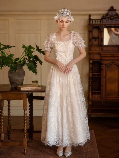 Robes de mariée vintage Trapèze Col carré Manches courtes avec dentelle Longueur cheville Robe de mariée d'été pour jardin N4095
