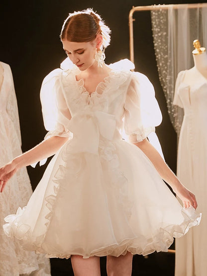 Robes de mariée princesse Robe de bal col en V avec manches courtes mini robe de mariée de jardin d'été N4099