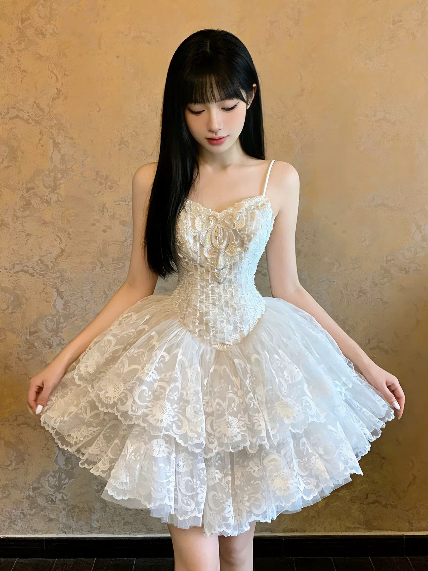 Robe de bal courte blanche en dentelle à fines bretelles pour cocktail, soirée, retour au lycée N4100