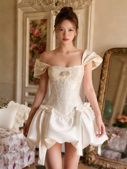 Prinzessin Brautkleider Ballkleid Quadratischer Ausschnitt mit Ärmeln Kurz Mini Sommer Garten Hochzeitskleid N4101