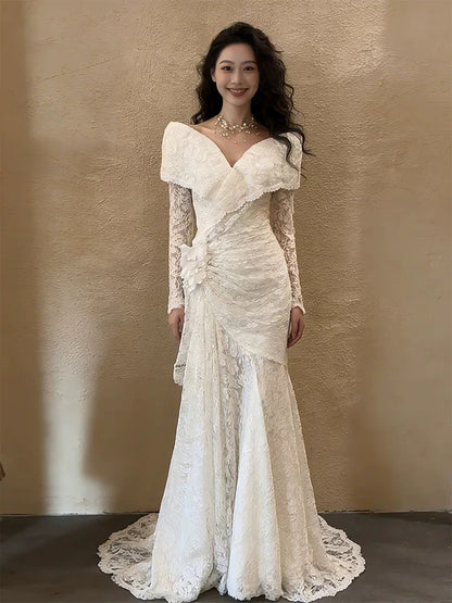 Robes de Mariée Romantiques Épaules Dénudées Dentelle Blanche Sirène Robe de Mariée d'Été N4272