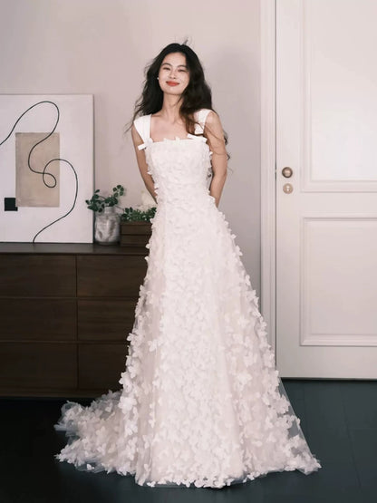 Romantische Hochzeitskleider Ballkleider Eckiger Ausschnitt Weiße Blumen Sommerhochzeitskleid N4273