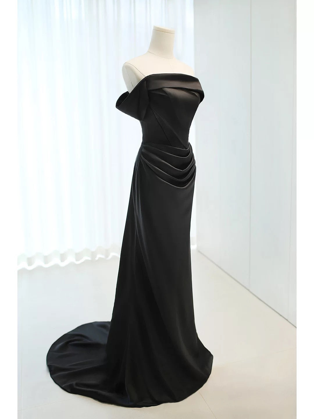 Charmante robe de sirène noire à épaules dénudées avec manches pour l'été, pour un 19e anniversaire, tenue élégante, robe d'invitée de mariage N4145