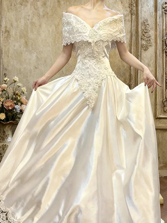 Vintage A line Off The Shoulder With Short Sleeves Lace Satin Summer Brides Dress White Wedding Dresses RB3711