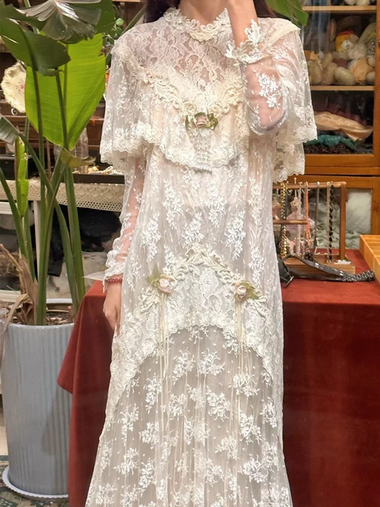 Robes de mariée style français coupe trapèze, col haut, dentelle blanche, manches longues, pour mariage d'été dans un jardin N4161
