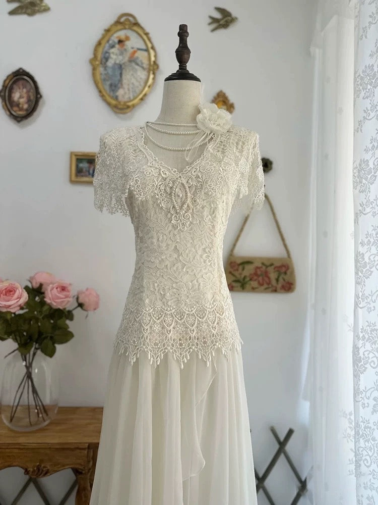 Vintage Wedding Dresses A line V Neck White Lace Short Sleeves Summer Garden Wedding Dress N4162