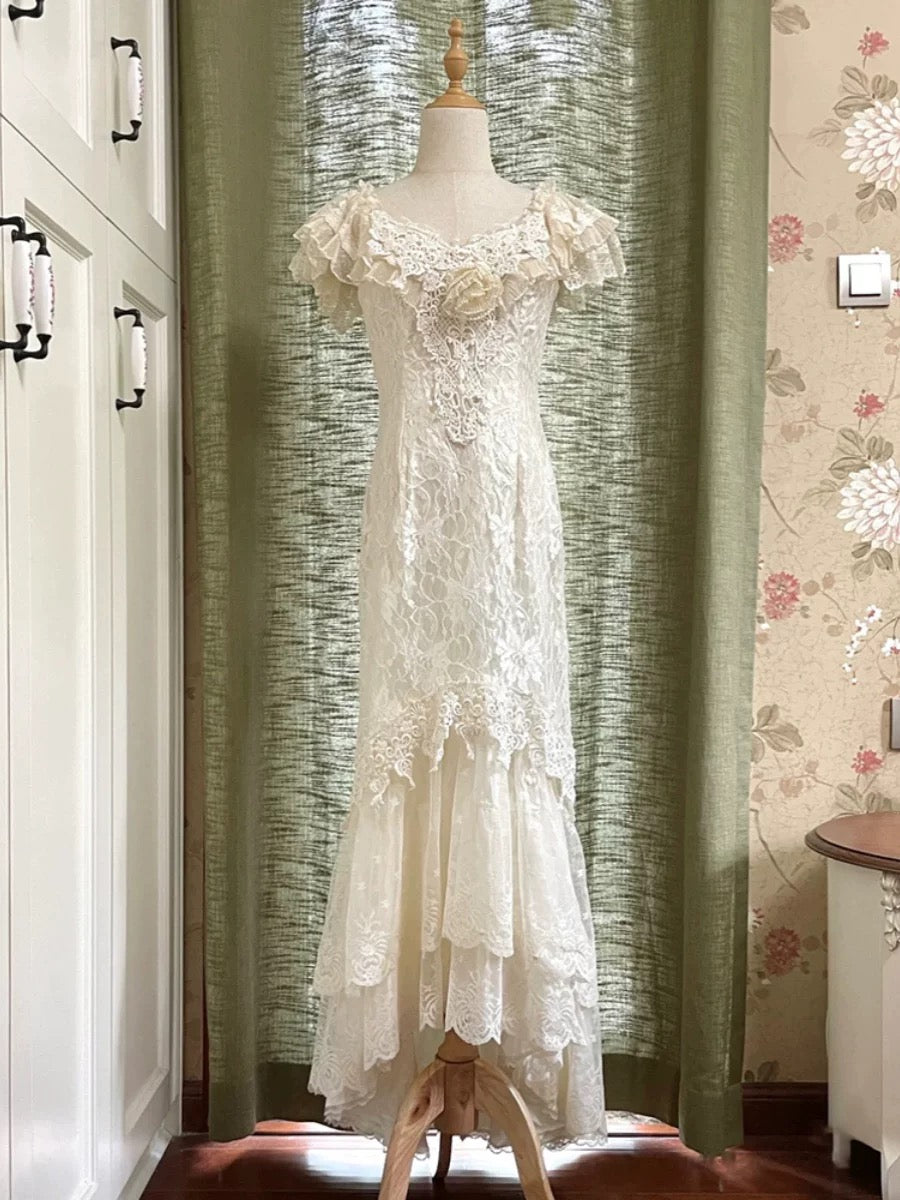 Robes de mariée style français sirène col en V dentelle manches courtes pour mariage d'été dans le jardin N4166