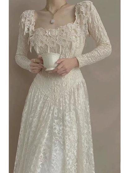 Französischer Stil Brautkleider A-Linie, eckiger Ausschnitt, Spitze mit Ärmeln, Sommer-Boho-Brautkleid N4175