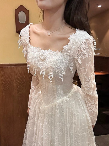 Französischer Stil Brautkleider A-Linie, eckiger Ausschnitt, Spitze mit Ärmeln, Sommer-Boho-Brautkleid N4175
