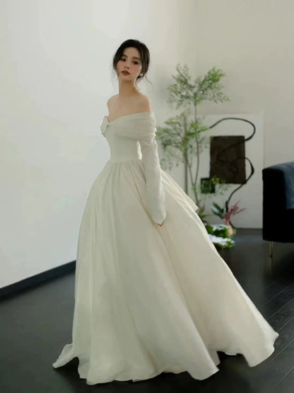 Timeless Wedding Dresses Ball Gowns Off The Shoulder White With Sleeves Garden Wedding Dress N4284
