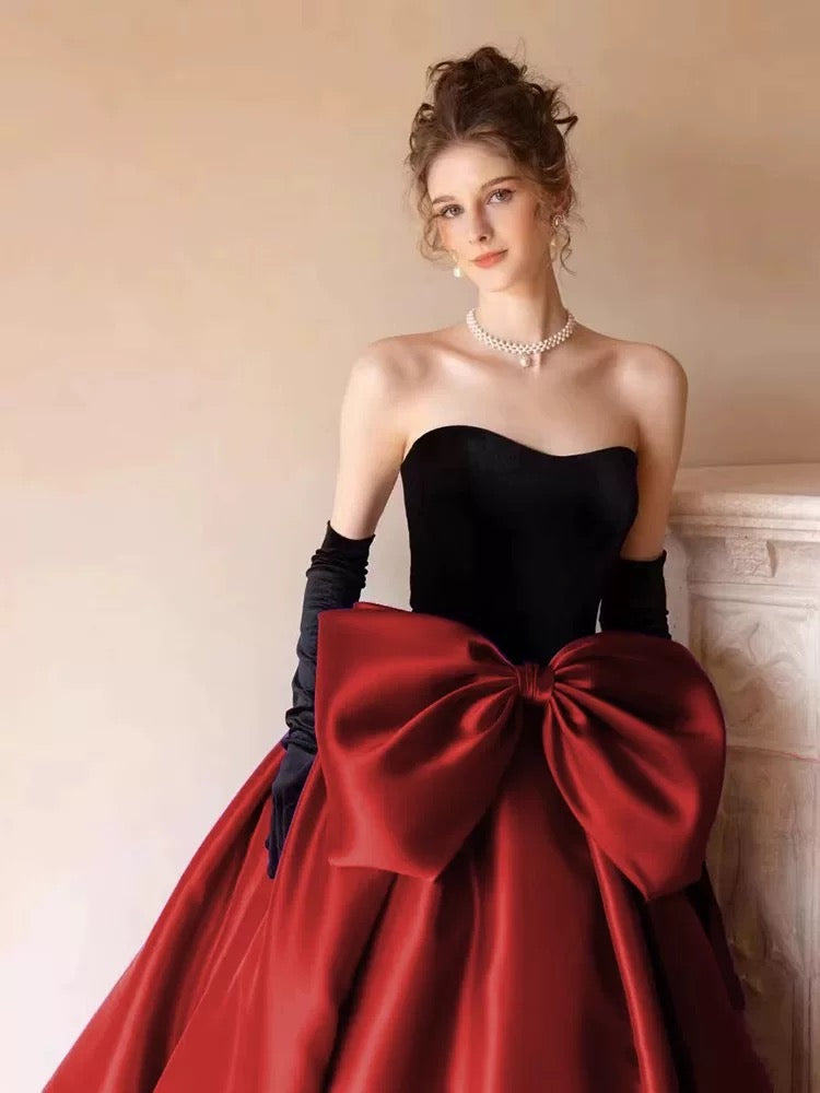 Prinzessin Abschlussballkleider Ballkleider Trägerlos Burgund Mit Handschuhen Samt Abend Langes Festliches Kleid RB3730