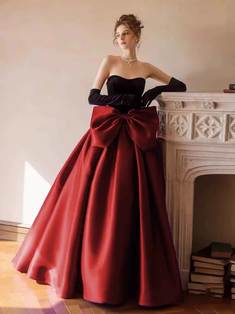 Prinzessin Abschlussballkleider Ballkleider Trägerlos Burgund Mit Handschuhen Samt Abend Langes Festliches Kleid RB3730