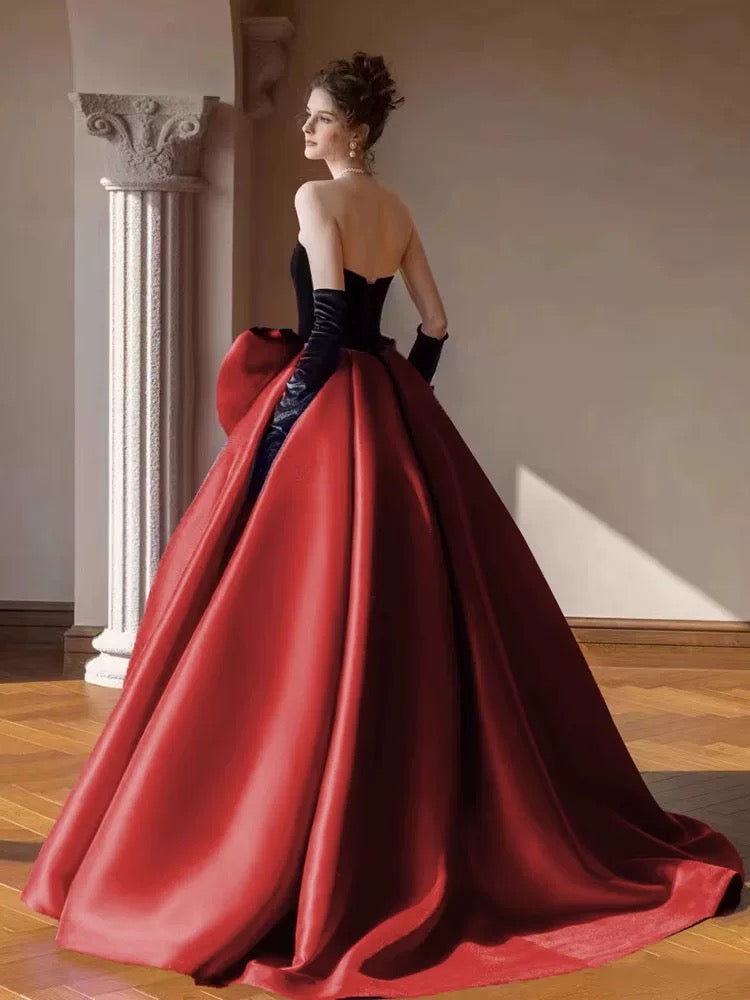 Prinzessin Abschlussballkleider Ballkleider Trägerlos Burgund Mit Handschuhen Samt Abend Langes Festliches Kleid RB3730